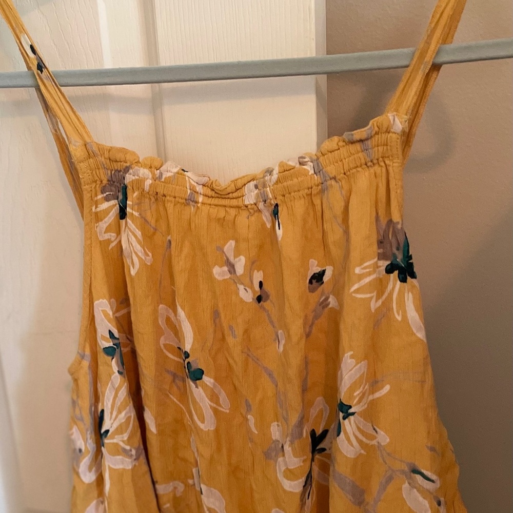 O’Neil flowy summer blouse